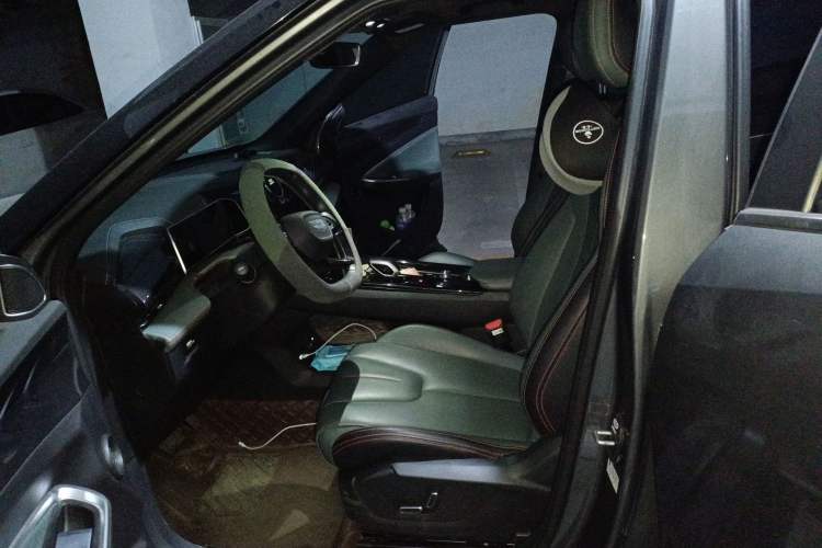 Used Geely Auto Emgrand X7 Sport 2024 1.5TD Dragon Edition Left Front Seat