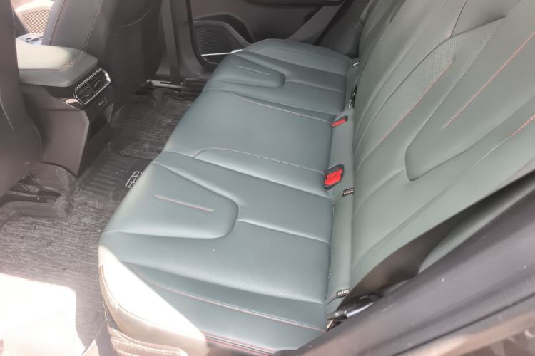 Used Geely Auto Emgrand X7 Sport 2024 1.5TD Smart Connect+ Left Rear Seat