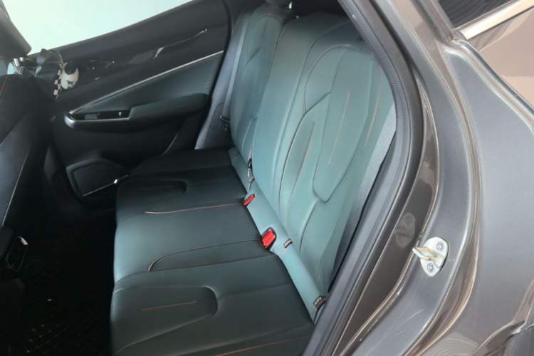 Used Geely Auto Emgrand X7 Sport 2024 1.5TD Smart Edition Left Rear Seat