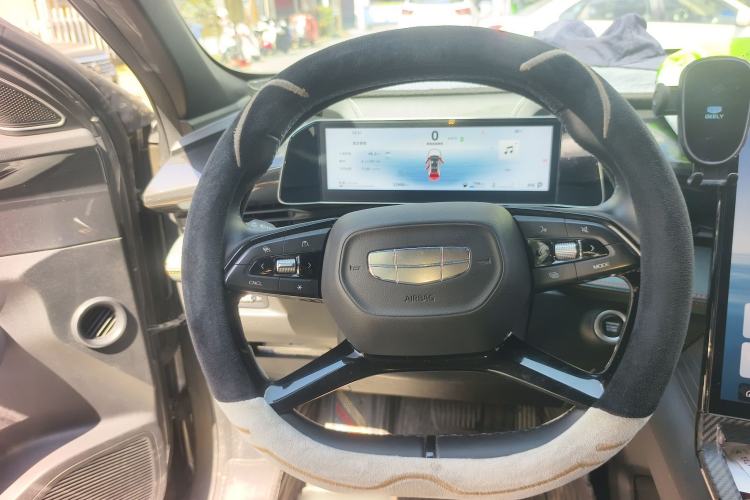 Used Geely Auto Emgrand X7 Sport 2024 1.5TD Smart Connect+ Steering Wheel