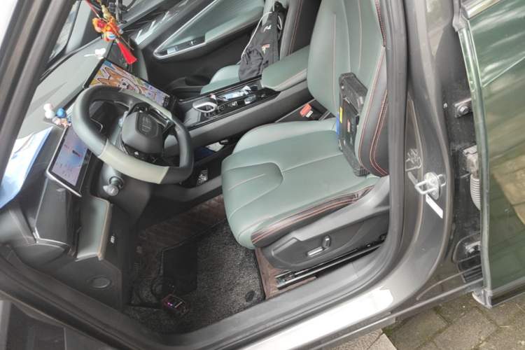 Used Geely Auto Emgrand X7 Sport 2024 1.5TD Dragon Edition Left Front Seat
