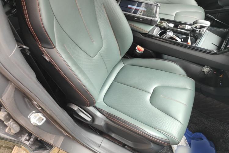 Used Geely Auto Emgrand X7 Sport 2024 1.5TD Dragon Edition Right Front Seat