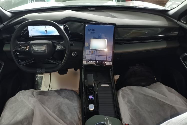 Used Geely Auto Emgrand X7 Sport 2024 1.5TD Smart Connect+ Center Console