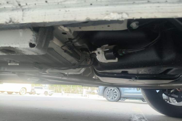 Used Geely Auto Emgrand X7 Sport 2024 1.5TD Smart Connect+ Chassis Rear Left