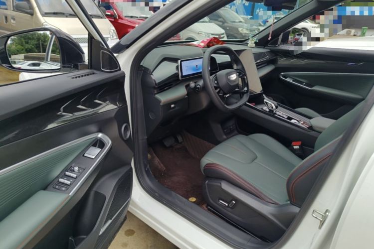 Used Geely Auto Emgrand X7 Sport 2024 1.5TD Smart Connect+ Driver Seat