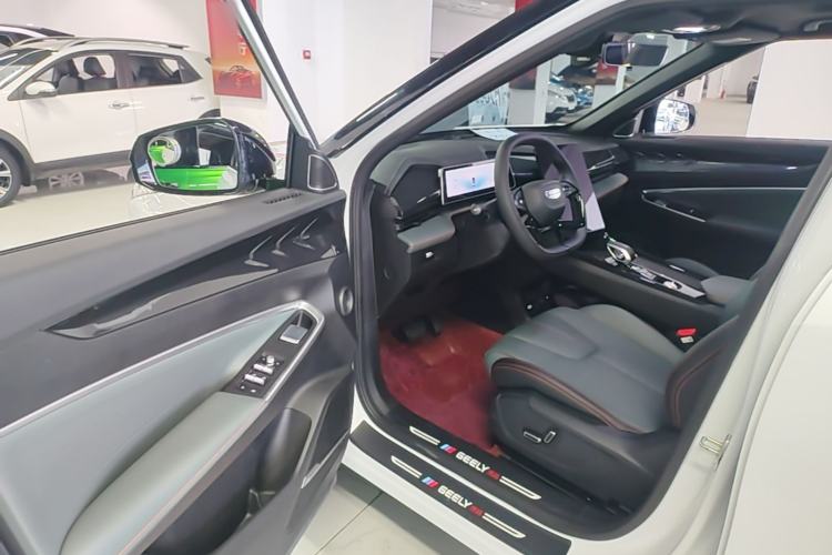 Used Geely Auto Emgrand X7 Sport 2024 1.5TD Smart Connect+ Driver Seat