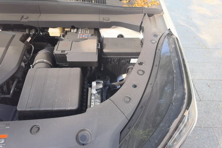 Used Geely Auto Emgrand X7 Sport 2024 1.5TD Smart Connect+ Engine Bay Left