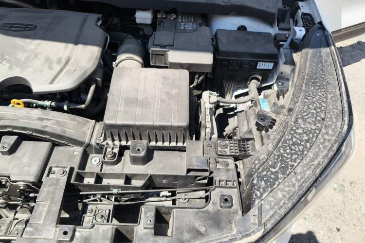 Used Geely Auto Emgrand X7 Sport 2024 1.5TD Dragon Edition Engine Bay Left