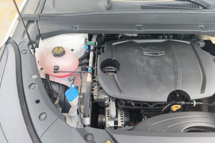 Used Geely Auto Emgrand X7 Sport 2024 1.5TD Smart Connect+ Engine Bay Right