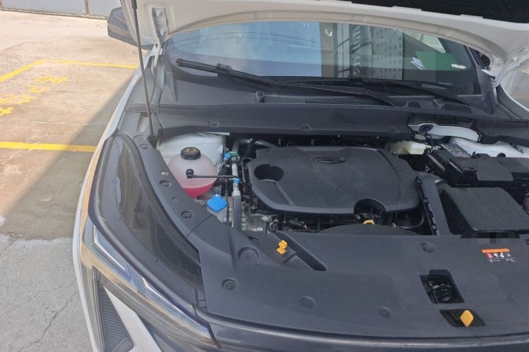 Used Geely Auto Emgrand X7 Sport 2024 1.5TD Smart Connect+ Engine Bay Right