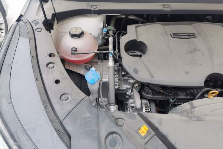 Used Geely Auto Emgrand X7 Sport 2024 1.5TD Dragon Edition Engine Bay Right