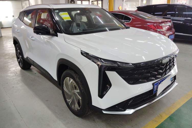 Used Geely Auto Emgrand X7 Sport 2024 1.5TD Smart Connect+ Exterior 1