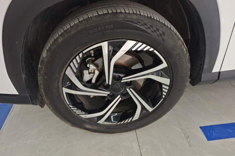 Used Geely Auto Emgrand X7 Sport 2024 1.5TD Smart Connect+ Exterior 4