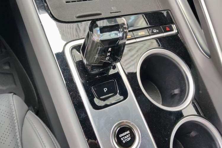 Used Geely Auto Emgrand X7 Sport 2024 1.5TD Prestige Edition Gear Lever