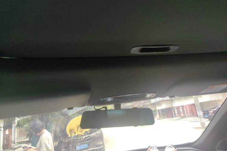 Used Geely Auto Emgrand X7 Sport 2024 1.5TD Dragon Edition Headliner