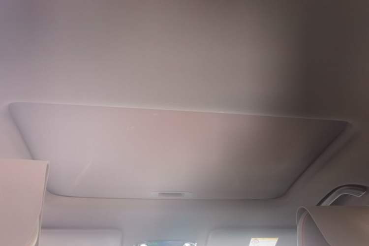 Used Geely Auto Emgrand X7 Sport 2024 1.5TD Dragon Edition Headliner