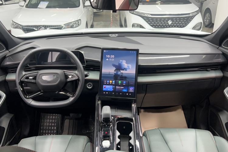 Used Geely Auto Emgrand X7 Sport 2024 1.5TD Dragon Edition Interior 4