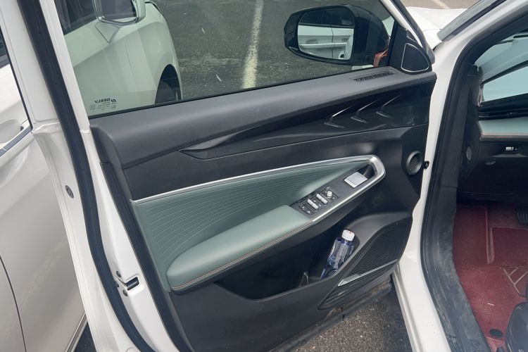 Used Geely Auto Emgrand X7 Sport 2024 1.5TD Dragon Edition Interior 4