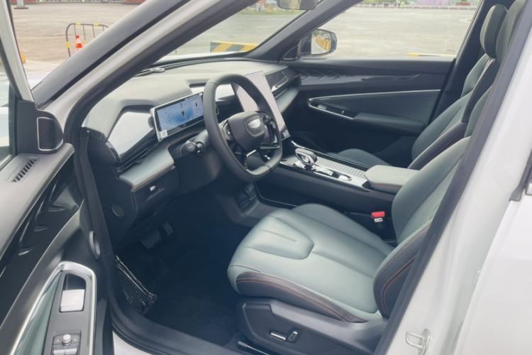Used Geely Auto Emgrand X7 Sport 2024 1.5TD Smart Edition Interior 6