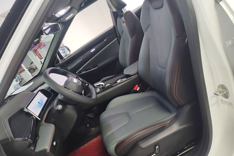 Used Geely Auto Emgrand X7 Sport 2024 1.5TD Smart Connect+ Left Front Seat