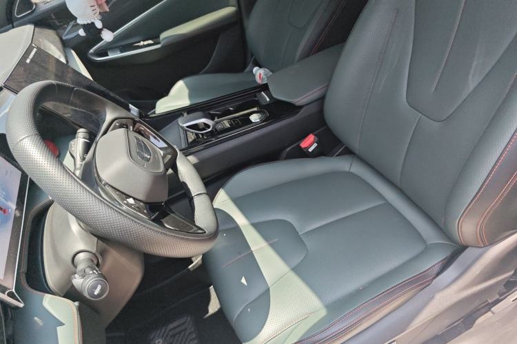 Used Geely Auto Emgrand X7 Sport 2024 1.5TD Smart Connect+ Left Front Seat