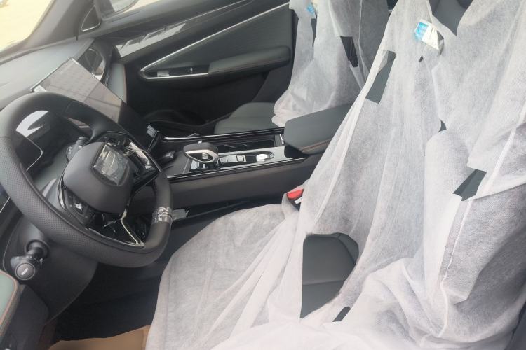 Used Geely Auto Emgrand X7 Sport 2024 1.5TD Smart Connect+ Left Front Seat