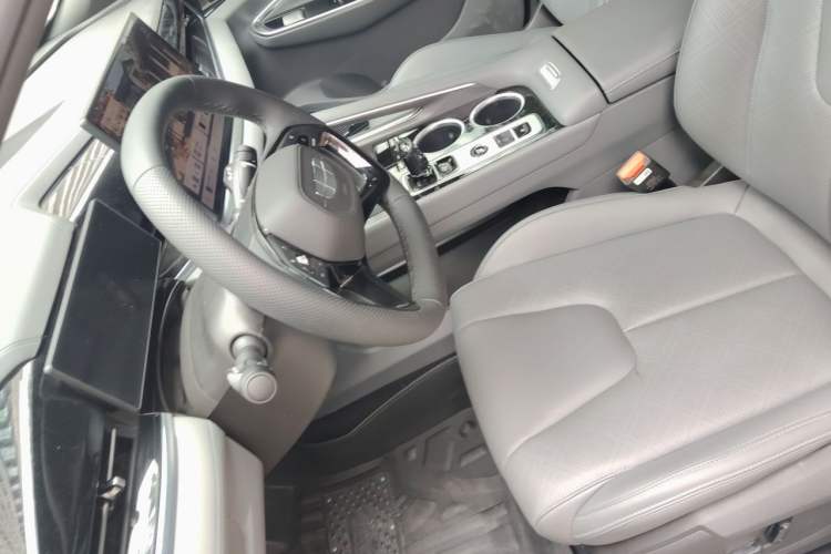 Used Geely Auto Emgrand X7 Sport 2024 1.5TD Prestige Edition Left Front Seat