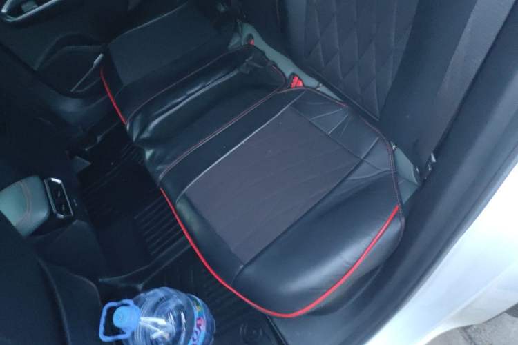 Used Geely Auto Emgrand X7 Sport 2024 1.5TD Dragon Edition Left Rear Seat