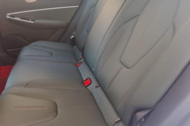 Used Geely Auto Emgrand X7 Sport 2024 1.5TD Dragon Edition Left Rear Seat