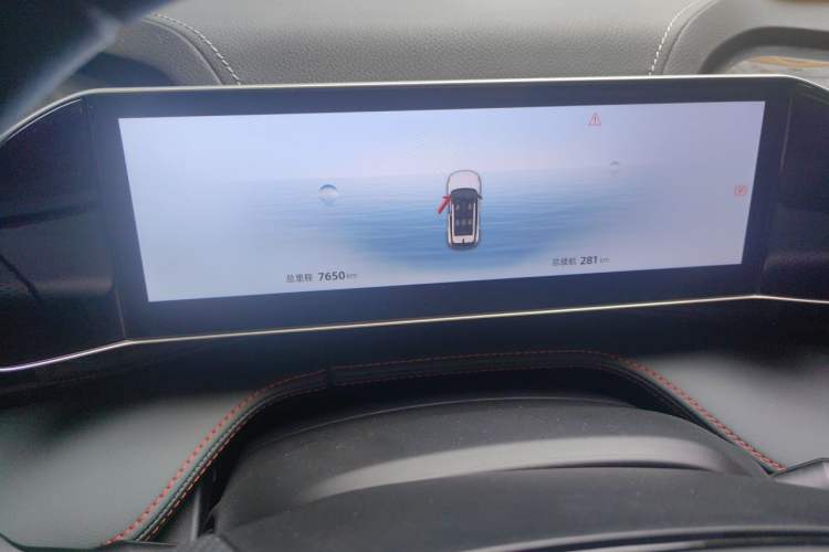 Used Geely Auto Emgrand X7 Sport 2024 1.5TD Dragon Edition Odometer Close Up