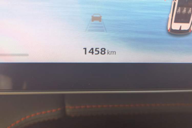 Used Geely Auto Emgrand X7 Sport 2024 1.5TD Smart Connect+ Odometer Close Up