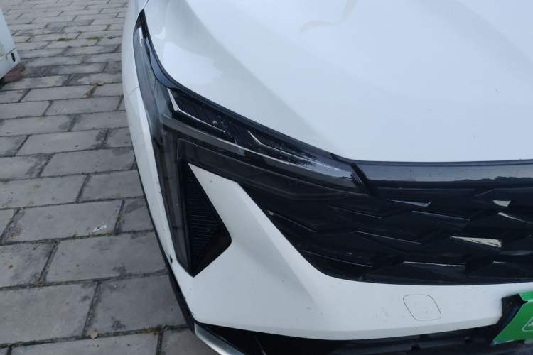 Used Geely Auto Emgrand X7 Sport 2024 1.5TD Dragon Edition Right Front Headlight