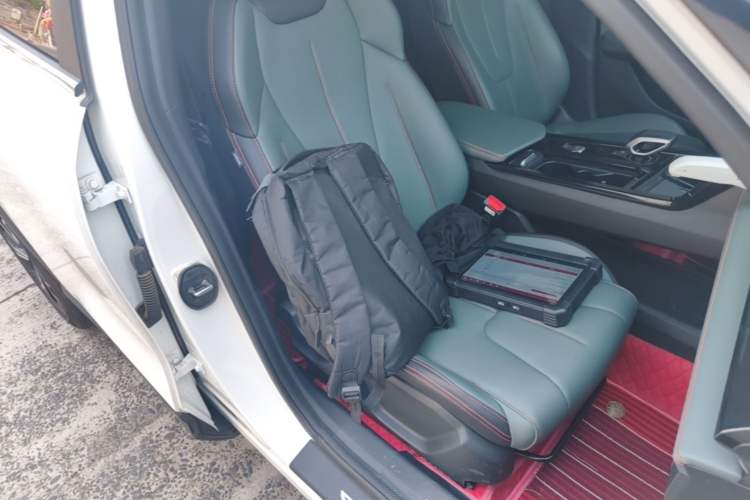 Used Geely Auto Emgrand X7 Sport 2024 1.5TD Dragon Edition Right Front Seat