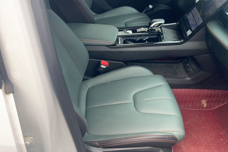 Used Geely Auto Emgrand X7 Sport 2024 1.5TD Dragon Edition Right Front Seat