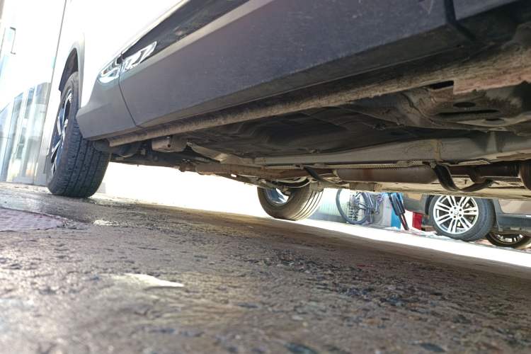 Used Geely Auto Emgrand X7 Sport 2024 1.5TD Smart Connect+ Right Side Sill