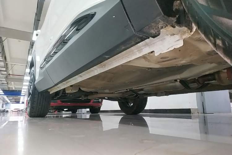 Used Geely Auto Emgrand X7 Sport 2024 1.5TD Dragon Edition Right Side Sill