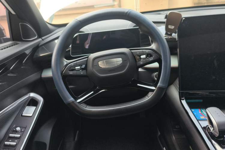Used Geely Auto Emgrand X7 Sport 2024 1.5TD Smart Connect+ Steering Wheel