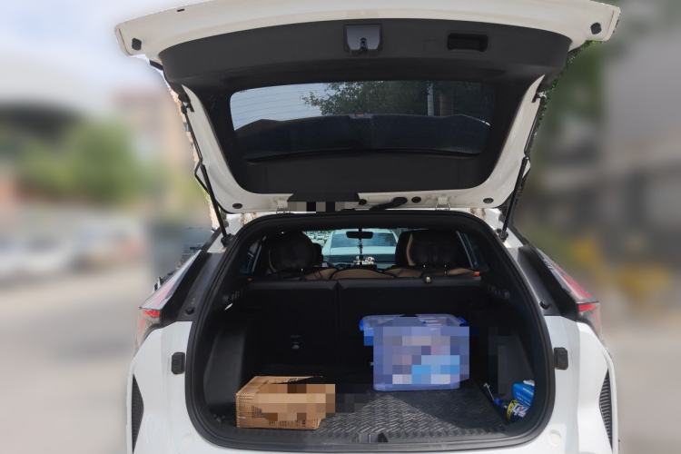 Used Geely Auto Emgrand X7 Sport 2024 1.5TD Smart Connect+ Trunk