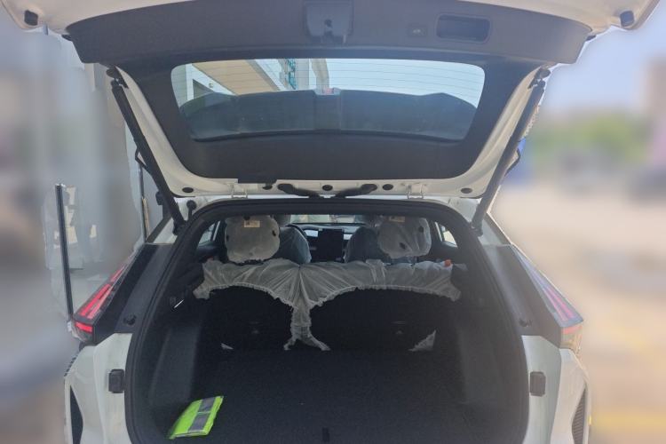 Used Geely Auto Emgrand X7 Sport 2024 1.5TD Smart Connect+ Trunk
