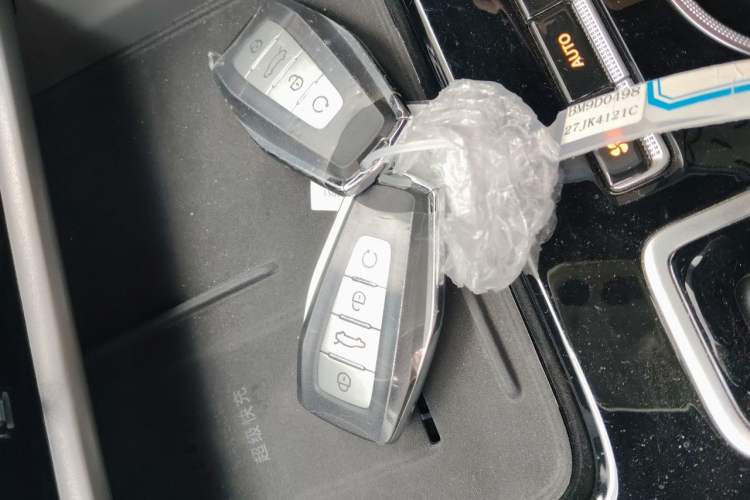 Used Geely Auto Emgrand X7 Sport 2024 1.5TD Prestige Edition Vehicle Key