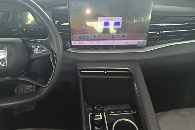 Used Geely Auto Emgrand X7 Sport 2026 Model 1.5TD Aspirational Audio And AC Panel