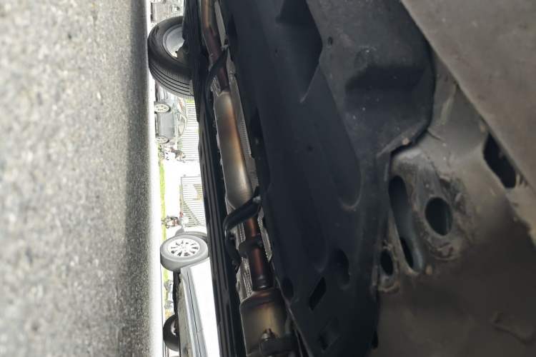 Used Geely Auto Emgrand X7 Sport 2026 Model 1.5TD Wonderful Chassis Front Right