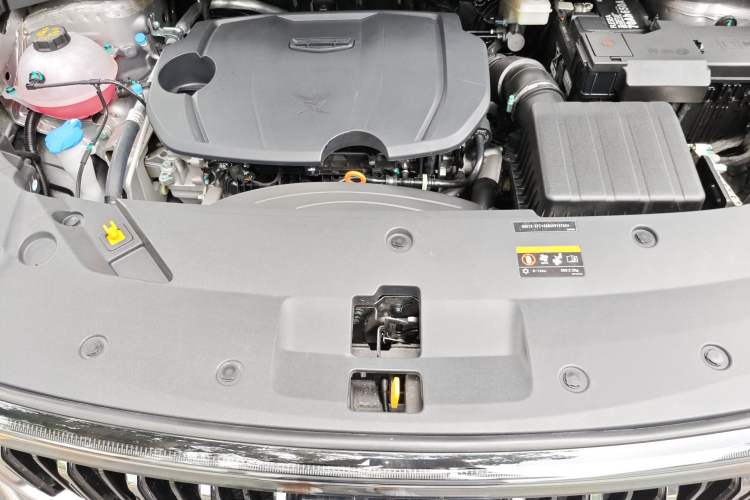 Used Geely Auto Emgrand X7 Sport 2026 Model 1.5TD Wonderful Engine Bay