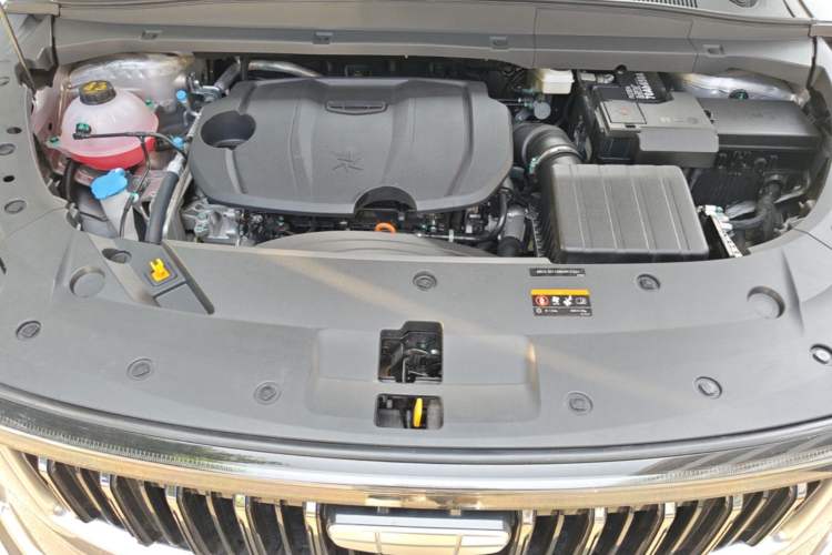 Used Geely Auto Emgrand X7 Sport 2026 Model 1.5TD Wonderful Engine Bay