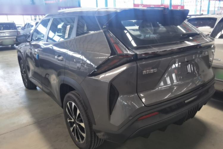 Used Geely Auto Emgrand X7 Sport 2026 Model 1.5TD Aspirational Exterior 2