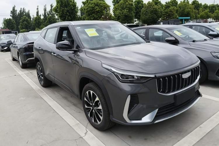 Used Geely Auto Emgrand X7 Sport 2026 Model 1.5TD Aspirational Front Right 45 Deg