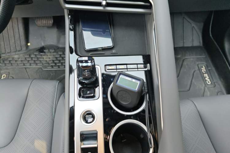 Used Geely Auto Emgrand X7 Sport 2026 Model 1.5TD Wonderful Gear Lever