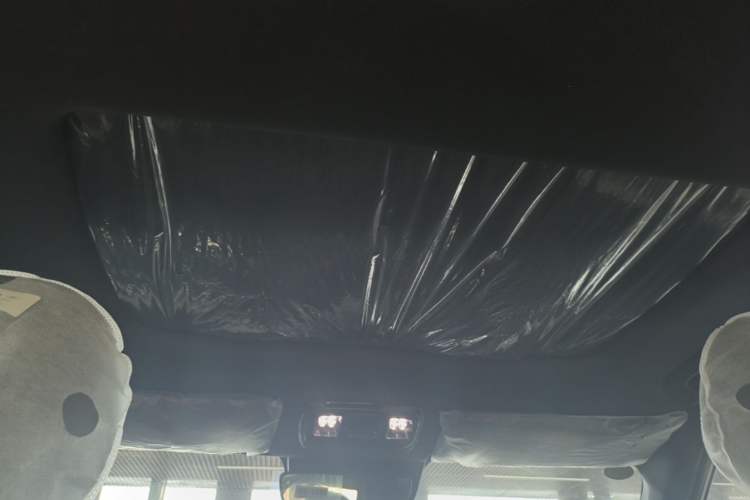 Used Geely Auto Emgrand X7 Sport 2026 Model 1.5TD Aspirational Headliner