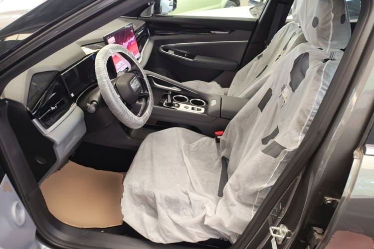 Used Geely Auto Emgrand X7 Sport 2026 Model 1.5TD Aspirational Left Front Seat