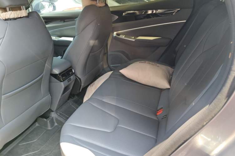 Used Geely Auto Emgrand X7 Sport 2026 Model 1.5TD Wonderful Left Rear Seat